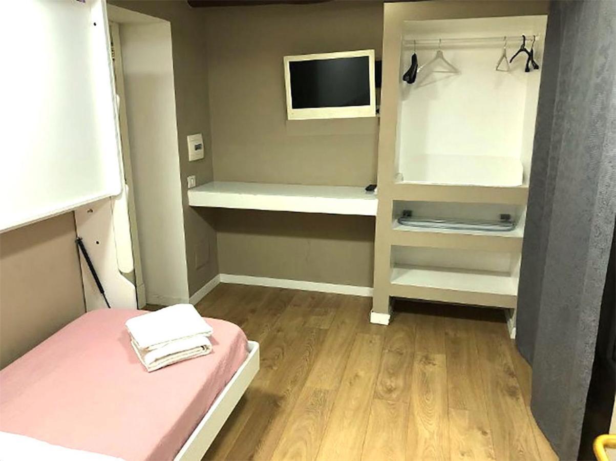 Bed And Breakfast Napoli Centro Storico Buitenkant foto