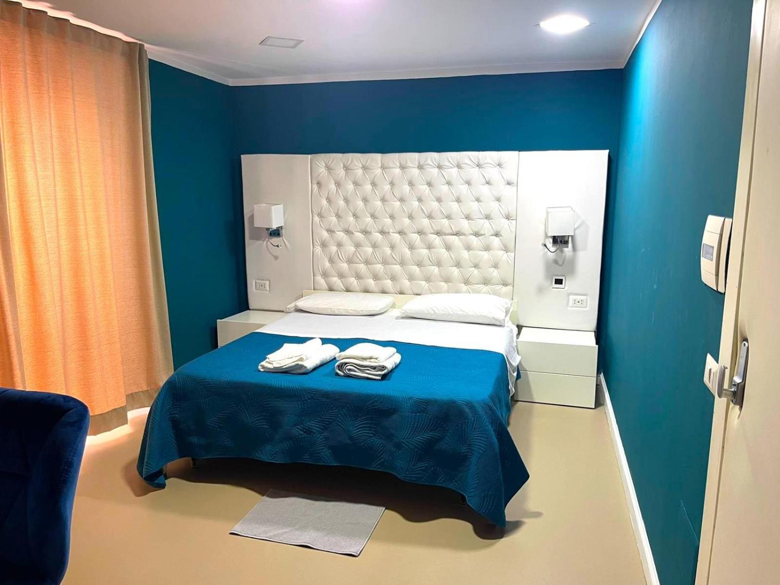 Bed And Breakfast Napoli Centro Storico Buitenkant foto