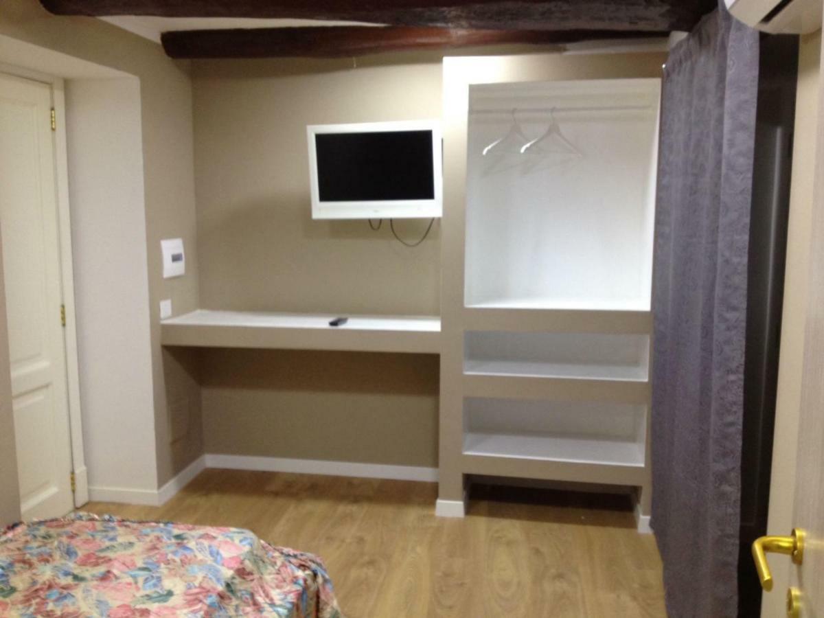 Bed And Breakfast Napoli Centro Storico Buitenkant foto